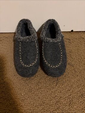 Kamik Charcoal Wool-Blend Kids Slip-On Slippers